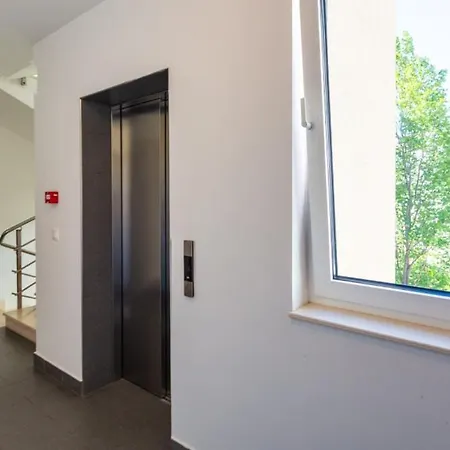 Just For Withterrace By Guide Apartment
