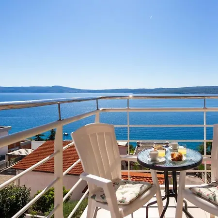 Apartment Just For Withterrace By Guide Crikvenica