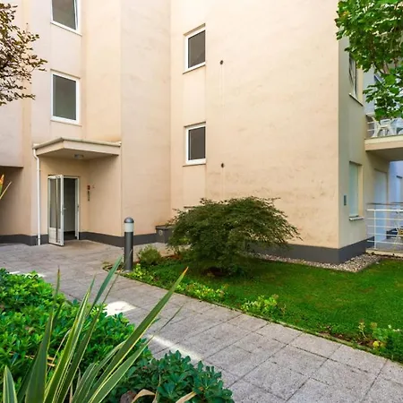 Apartament Just For Withterrace By Guide Crikvenica